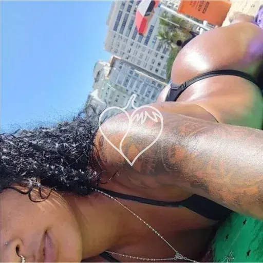 Brenda Costa