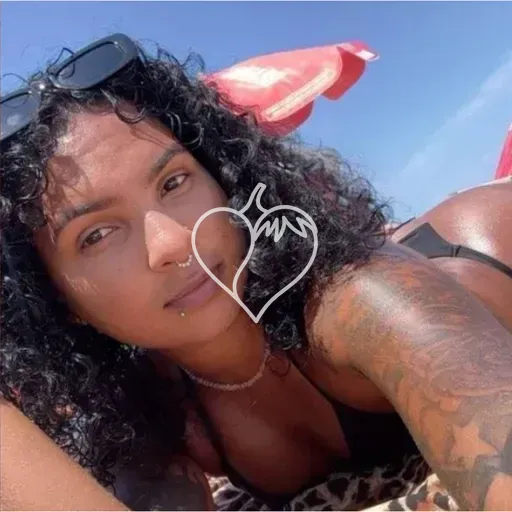 Brenda Costa