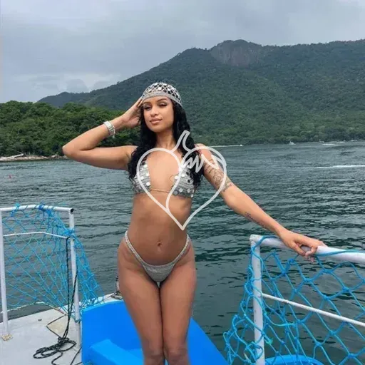 Yasmim Castro