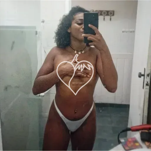 Thaís Gomes