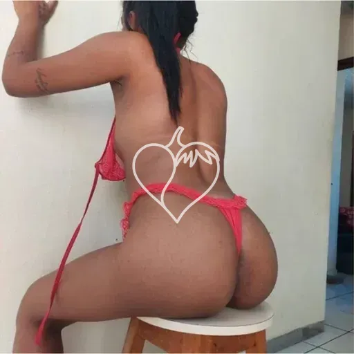 Larissa Ramos