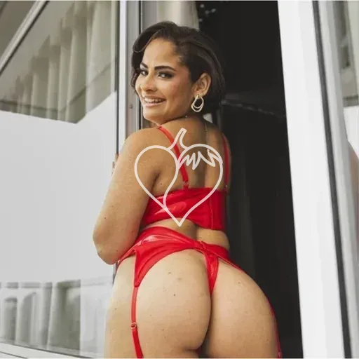 Capa de Layla Ravelli