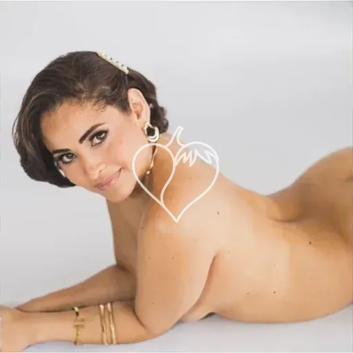 Layla Ravelli