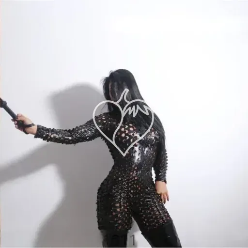 Capa de Lari Fetish