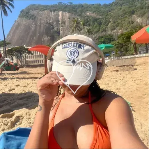 Capa de Bella