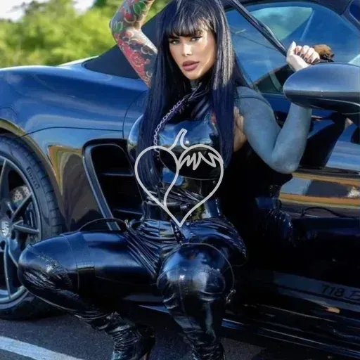 Capa de Juju Lamborghini