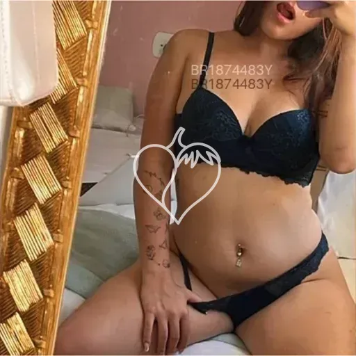 Paola Andraide