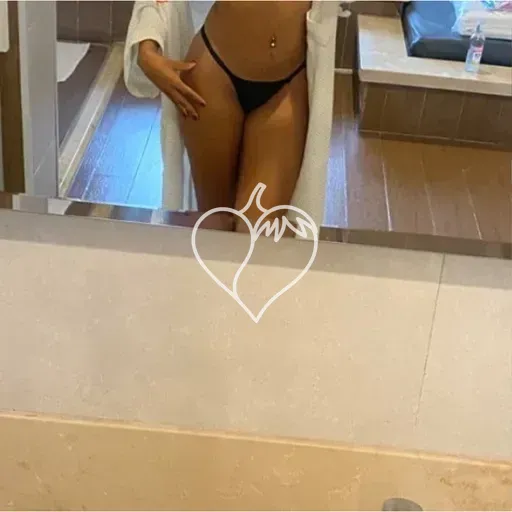 Capa de Khiara
