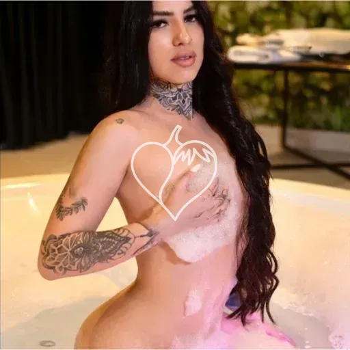 Angela Melo