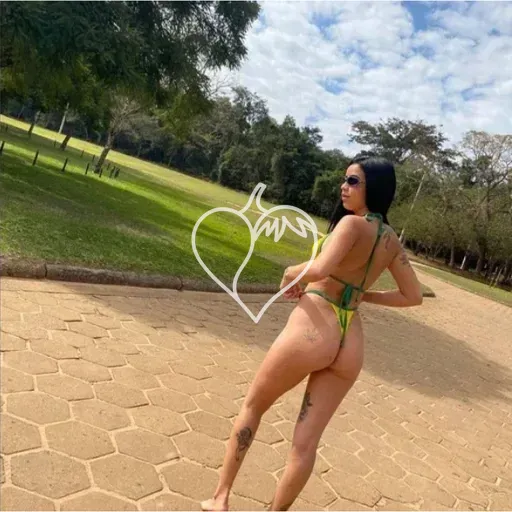 Ísis Carvalho