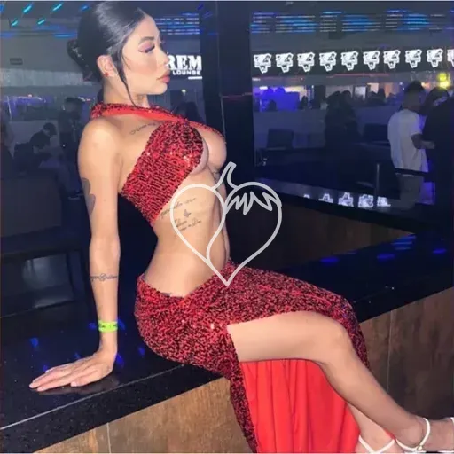 Miley Karolaine