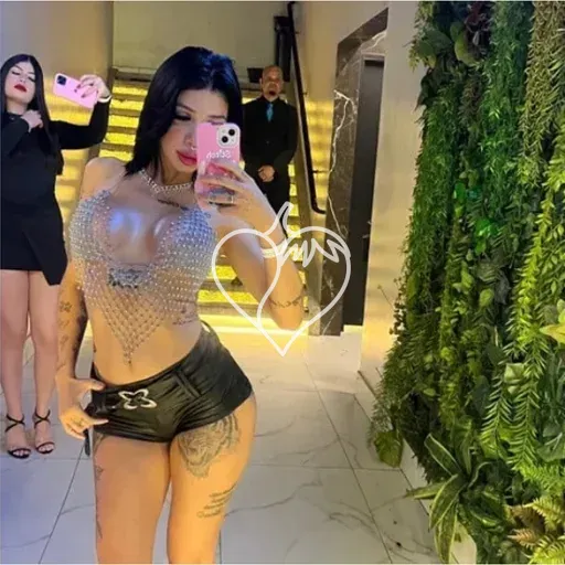 Miley Karolaine