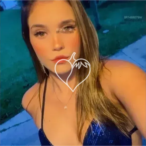 Carol Souza