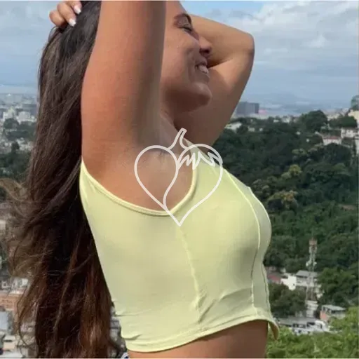 Capa de Larissa Fiuzza