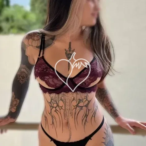 Mia Bellini