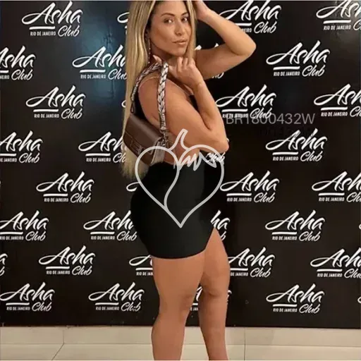 Nicole Vaz
