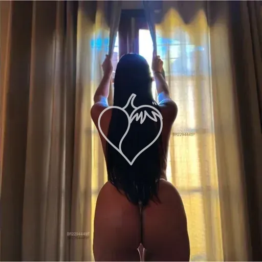 Maya Flores