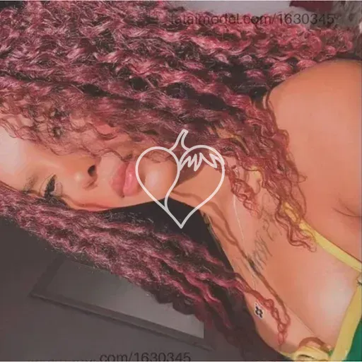 Capa de Laís Ribeiro