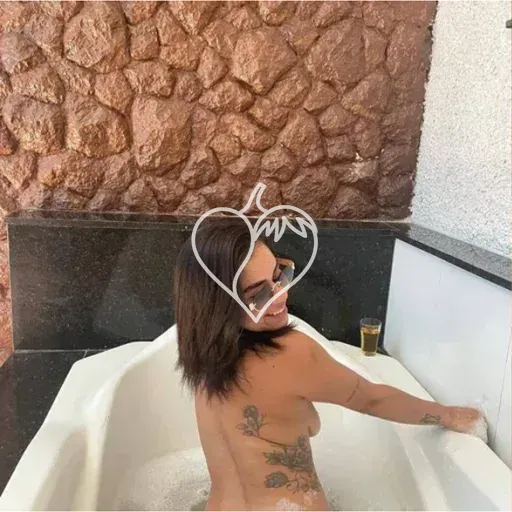 Mia Pimentel