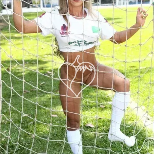 Fabi Gomes