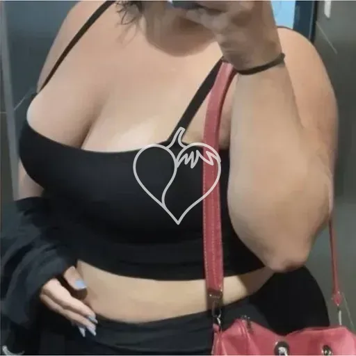 Paolla Camargo