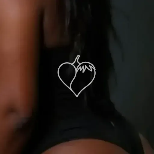Capa de Mirela Maia