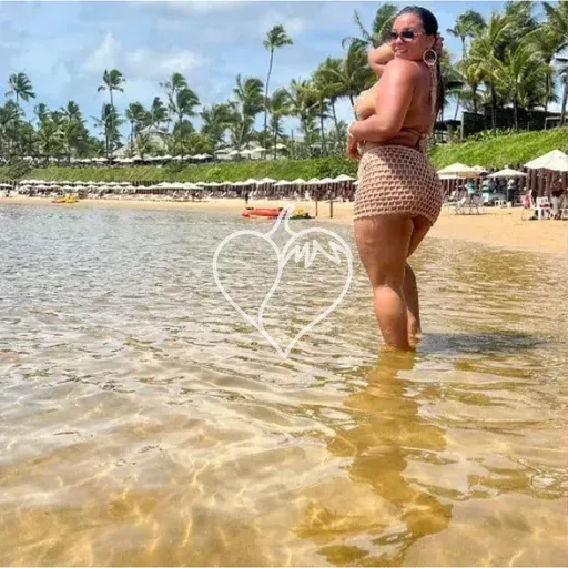 Capa de Gabriela Fonseca
