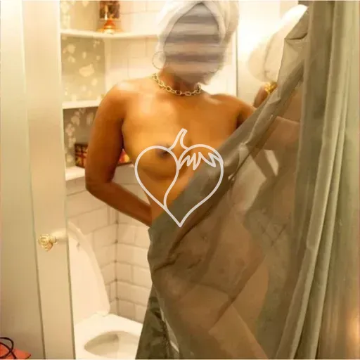 Morena Rosa Squirt