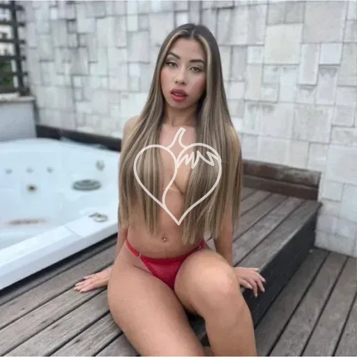 Capa de Nathália Oliveira