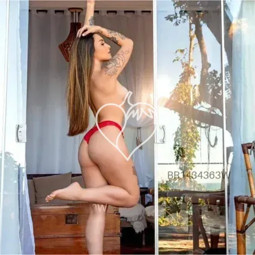 Capa de Lorena Lins