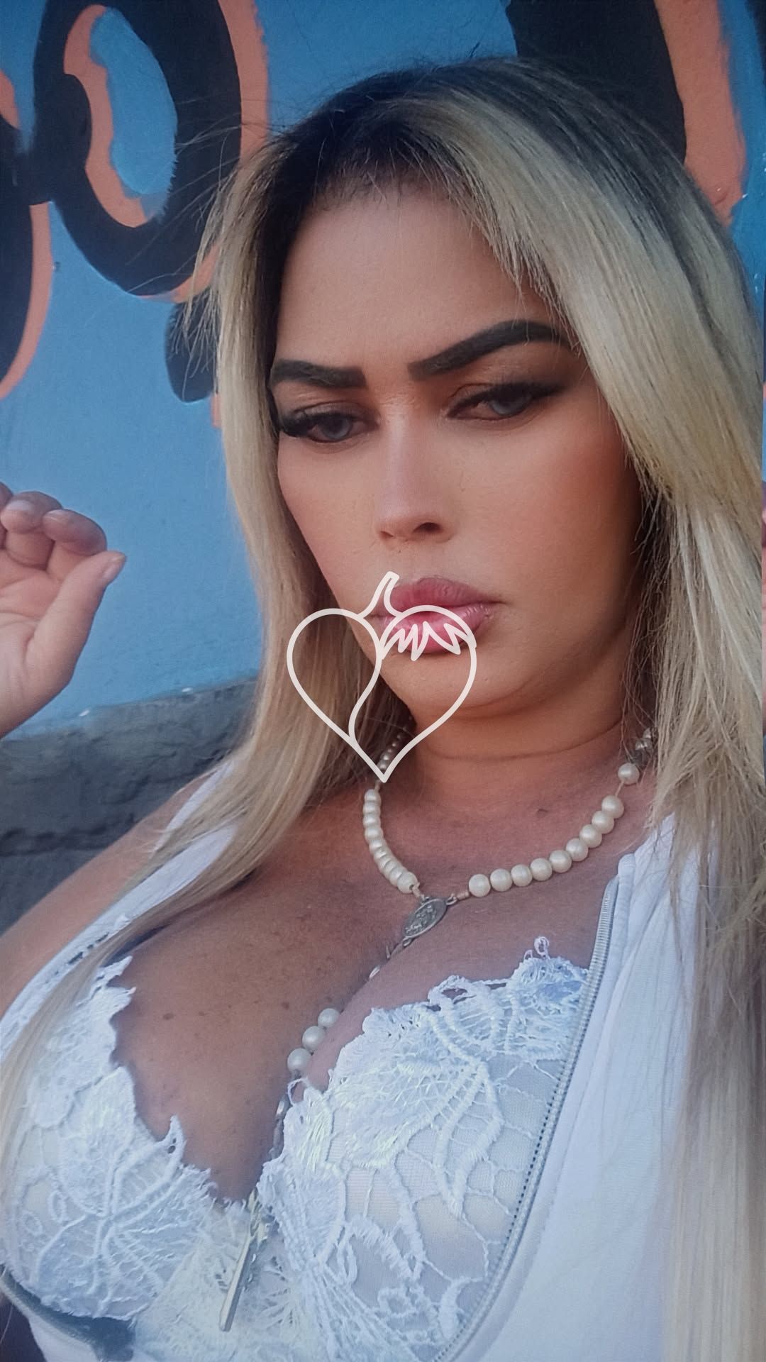 Capa de Dominatrix É Avassaladora sem limites