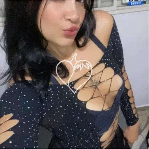Emily Pamplona