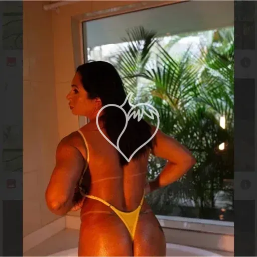 Angela Melo