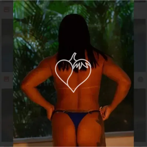 Angela Melo