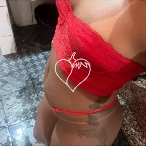 Capa de Giulia Braga