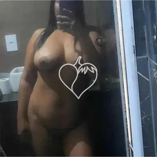 Larissa Prado