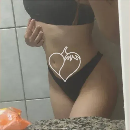 Scarlett Roxy