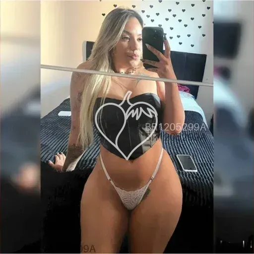 Liz Mello