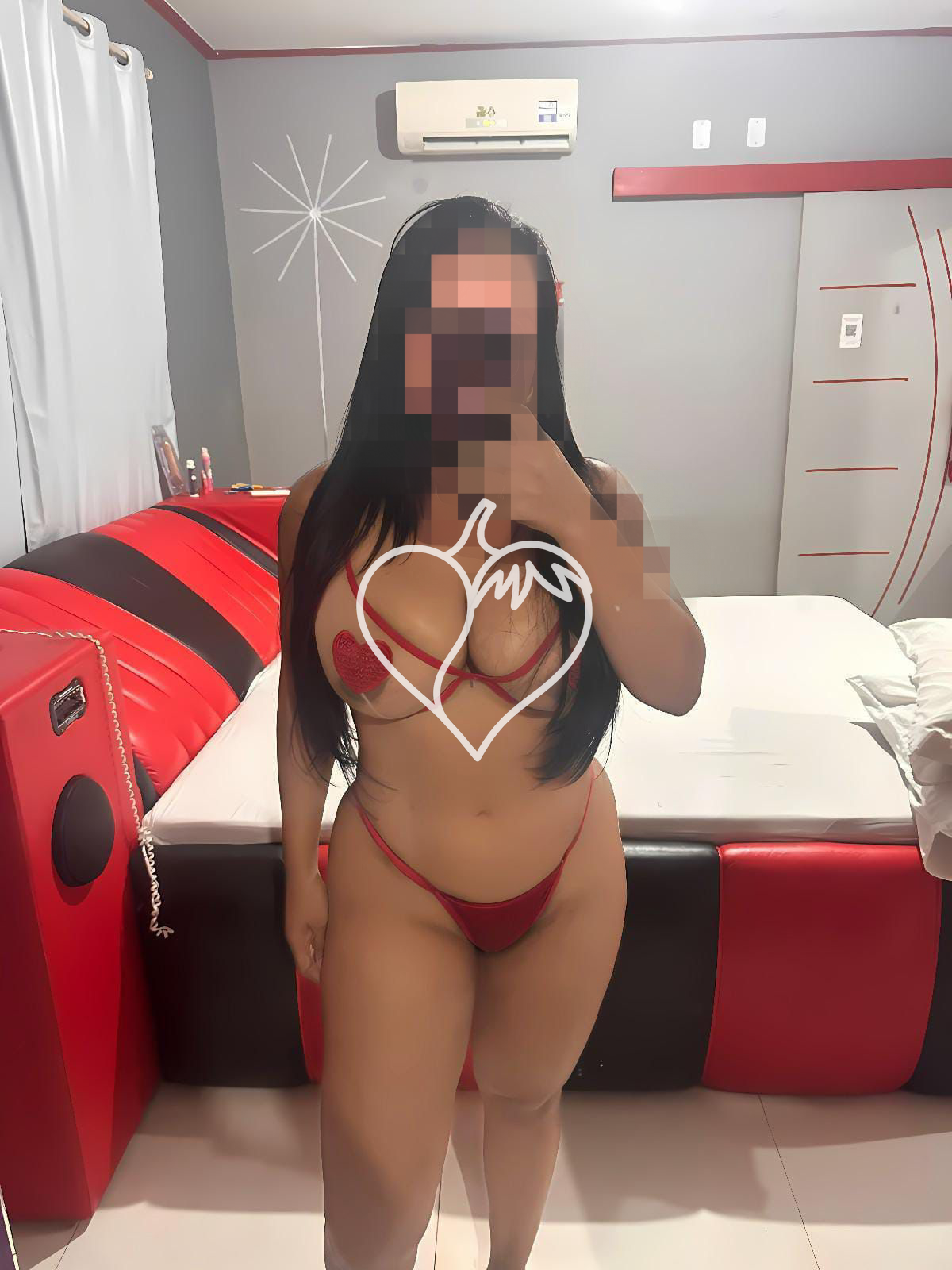Capa de Morena apertadinha