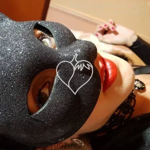 Capa de Mistress ju Leah